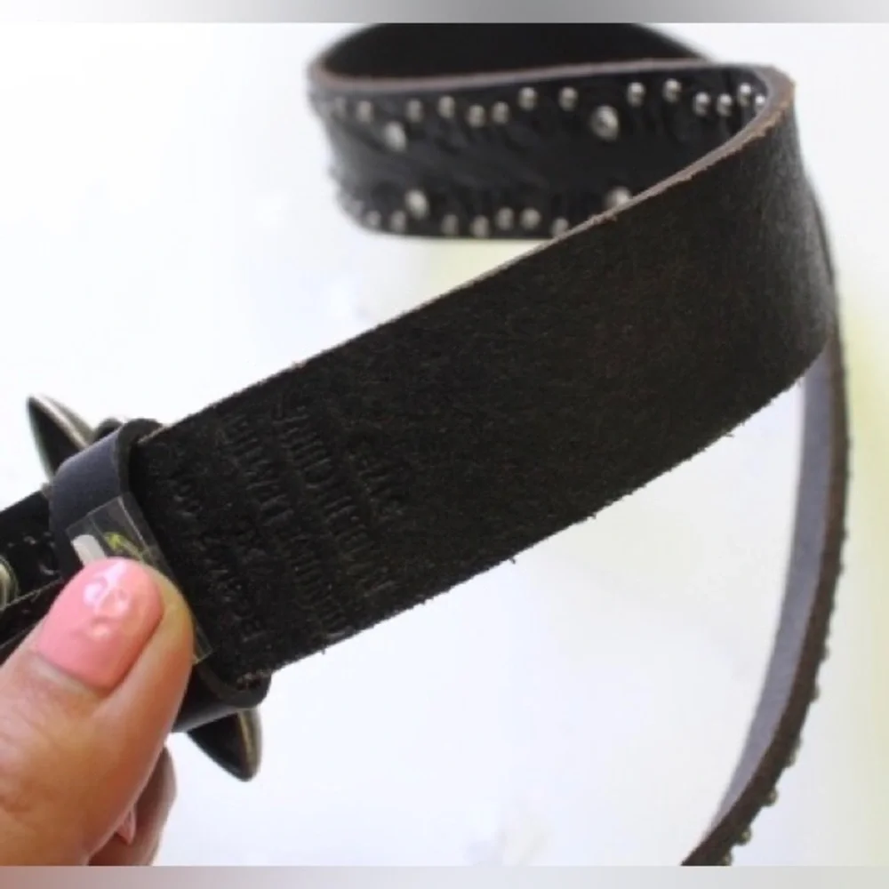 NWOT miss me fleur belt